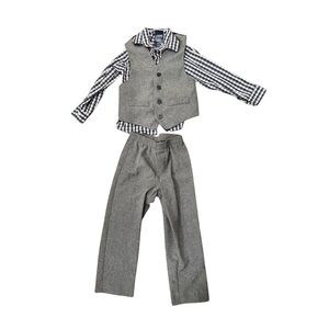 Izod Boys Suit Set (B7)